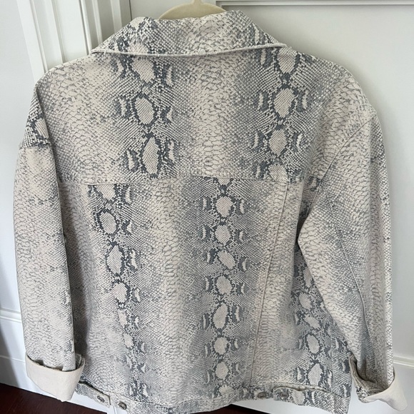 Free People denim jacket - Picture 2 of 3